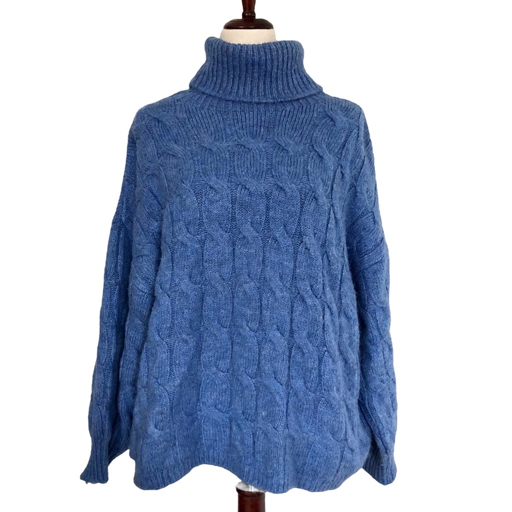 ASOS Stradivarius Women’s Chunky Turtleneck Oversized Cable Knit Sweater Small